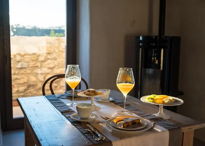 Borgo San Verolo Bed and Breakfast 3*